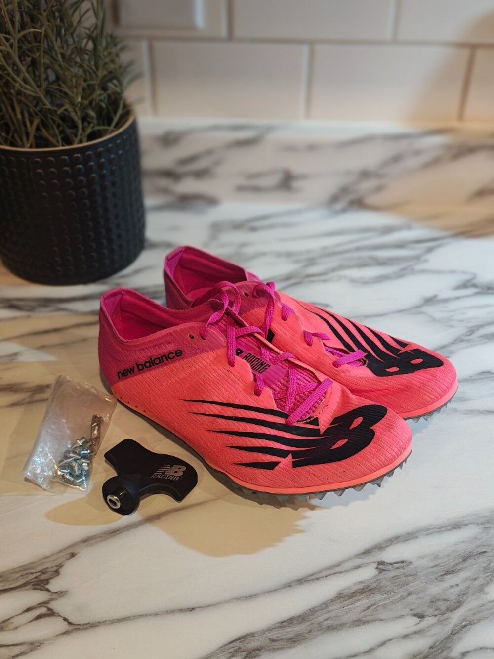 New Balance MD500v7 Women's Track Spikes Size 7 – Pink/Red Racing